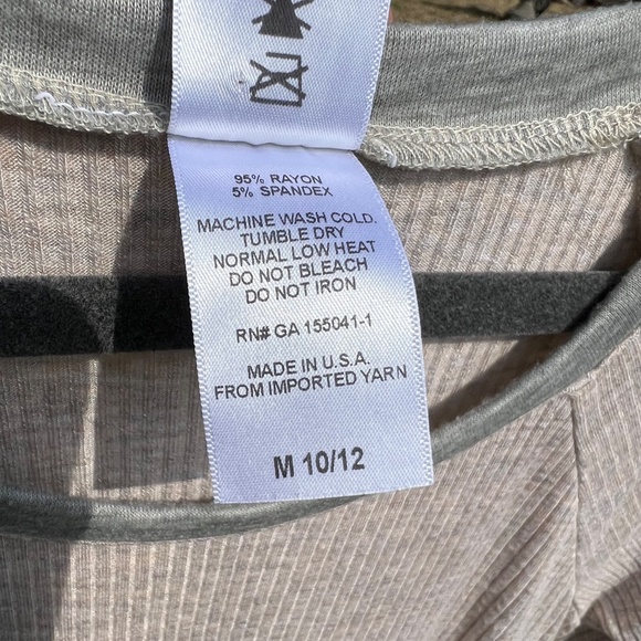 ERGE Designs Three-Quarter Sleeve Top - Picture 8 of 12